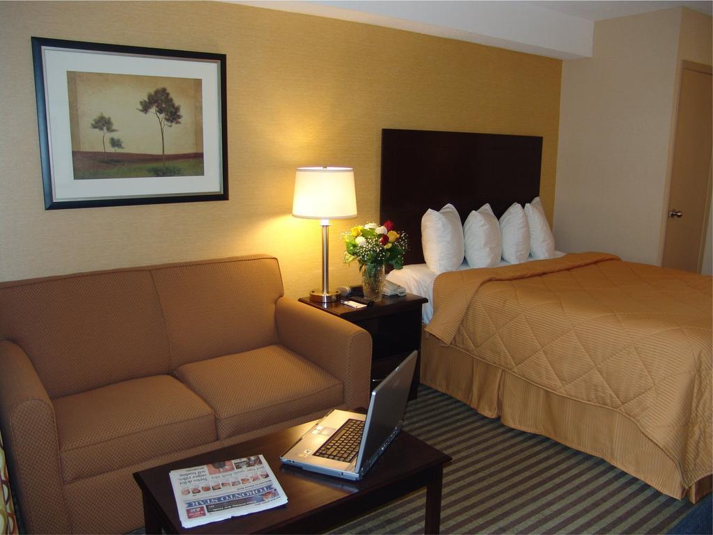 Comfort Inn East Scarborough Τορόντο Δωμάτιο φωτογραφία